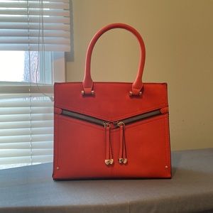 Call it Spring purse